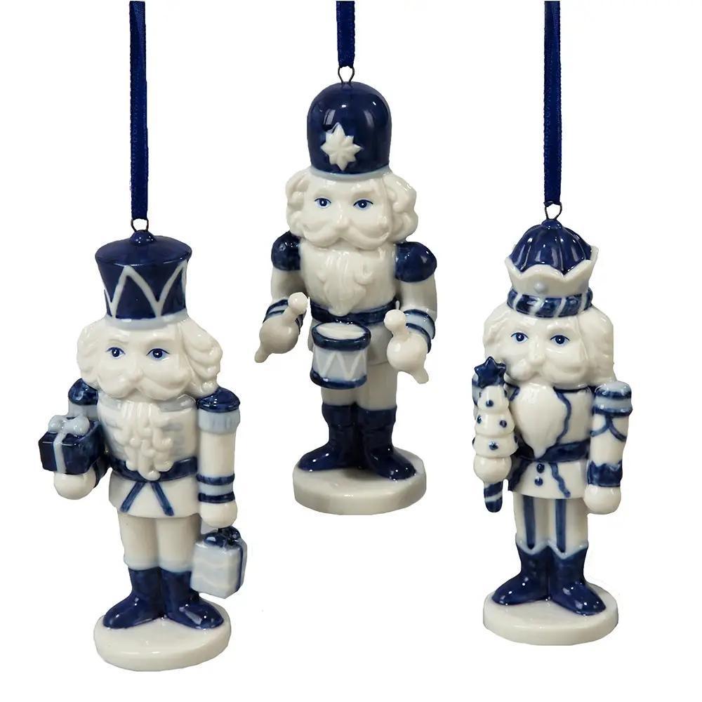 4" Delft Blue Nutcracker