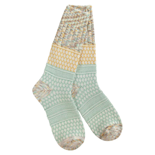 Women&#39;s Crew Socks - Weekend Gallery
